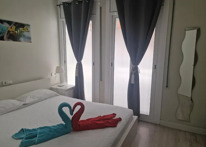 Barcelona, Apartamento De 2 Habitaciones.