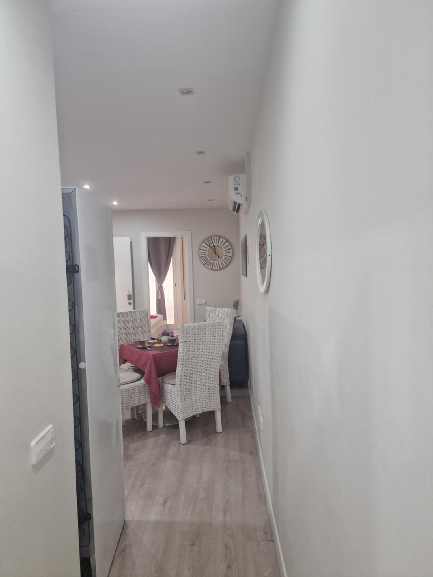 Barcelona, De 2 Habitaciones. L'Hospitalet de Llobregat